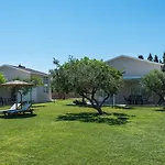 Ta Spitakia Villa *