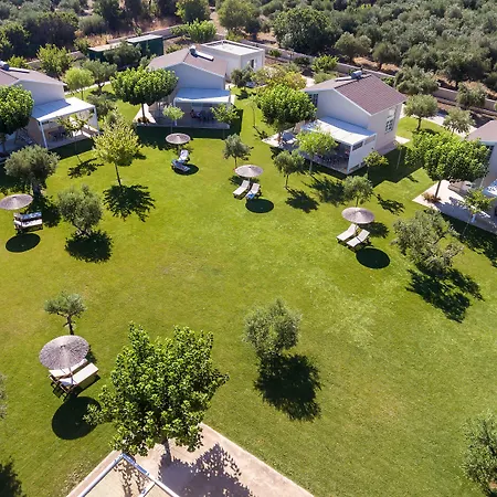 ヴィラ Ta Spitakia